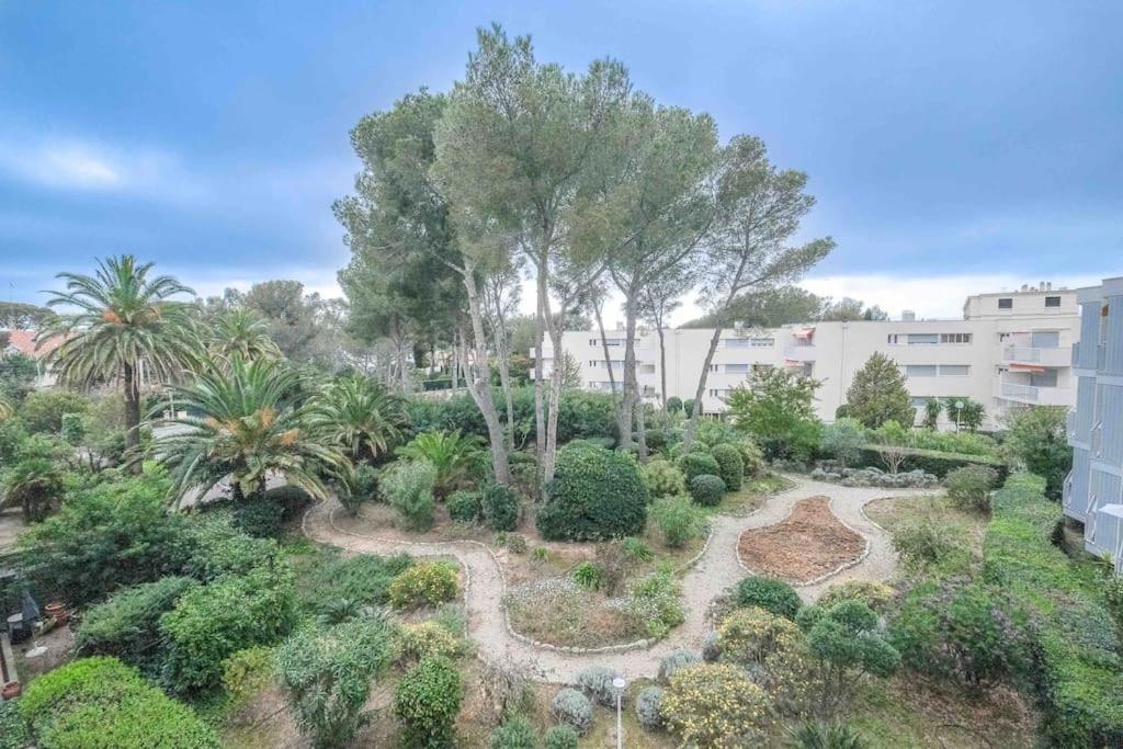 Boreal 4 Pax Bord De Mer Saint-Raphaël Esterno foto